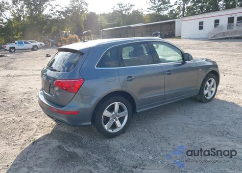 2012 Audi Q5 3.2 Premium Plus z USA, uszkodzony, nr VIN WA1DKAFP4CA043514